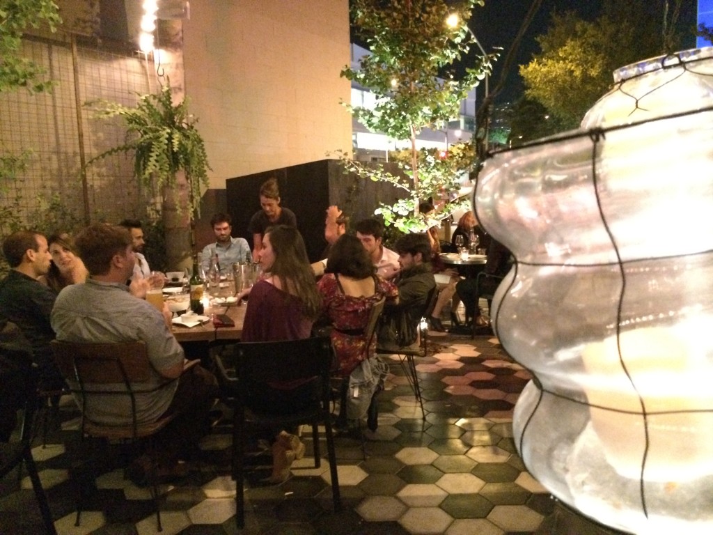 The outdoor patio at Zinque on Melrose.